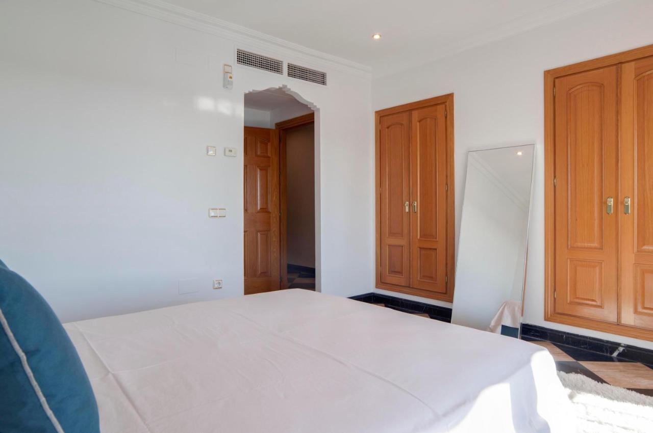شقة 218 Puerto Banus Marbella Front Line 270 Meters المظهر الخارجي الصورة